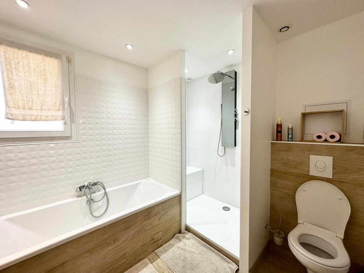 La Maison De La Paix Hotel Villetaneuse Стая снимка