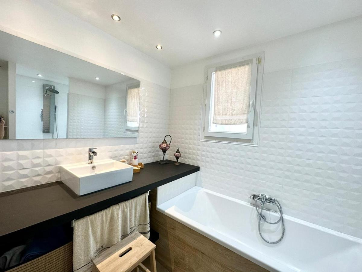 La Maison De La Paix Hotel Villetaneuse Екстериор снимка